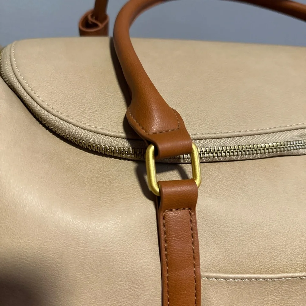 Fawn Design Cream and Tan Travel Bag Limited Addition - Picture 4 of 13